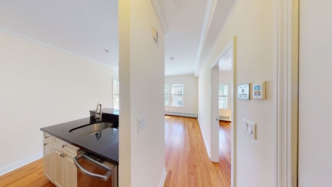 Photo - 6/1 No Fee! Spacious, sunny 3BR/1.5BA between Harvard & Porter!