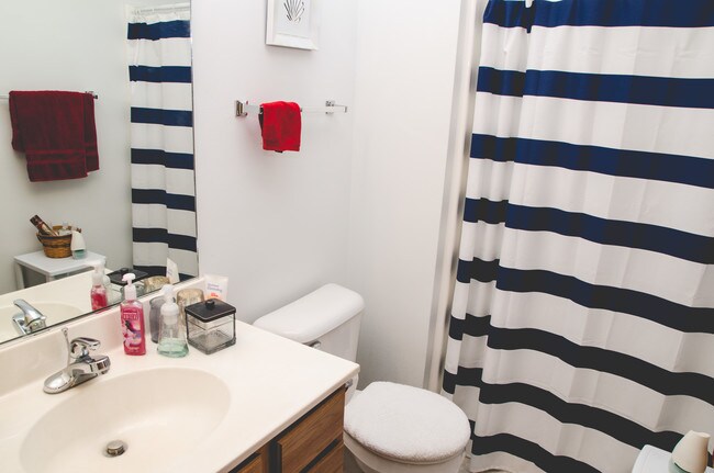 Photo - West View Apartments