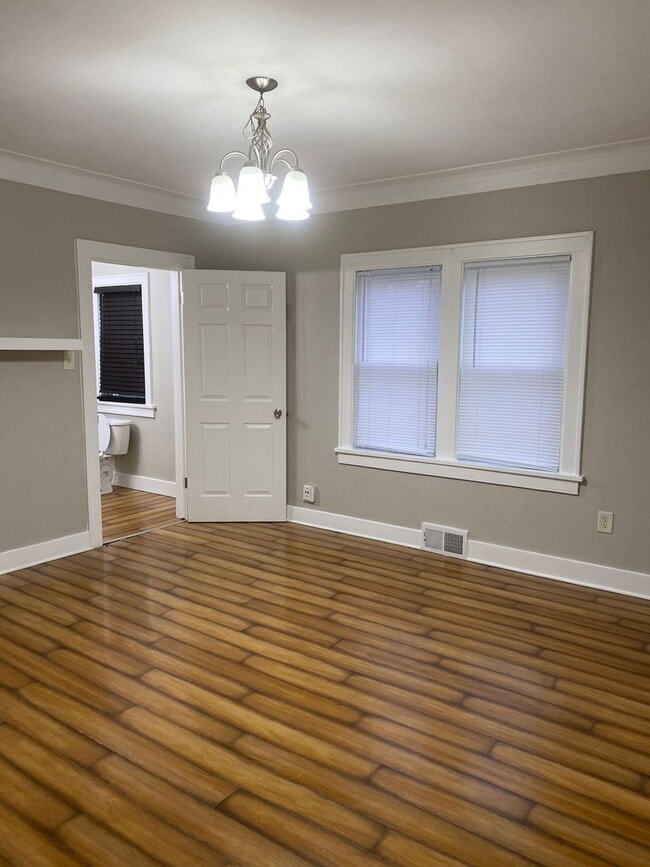 Photo - GLEN PARK LIVING! Near IUN & Golf Course!