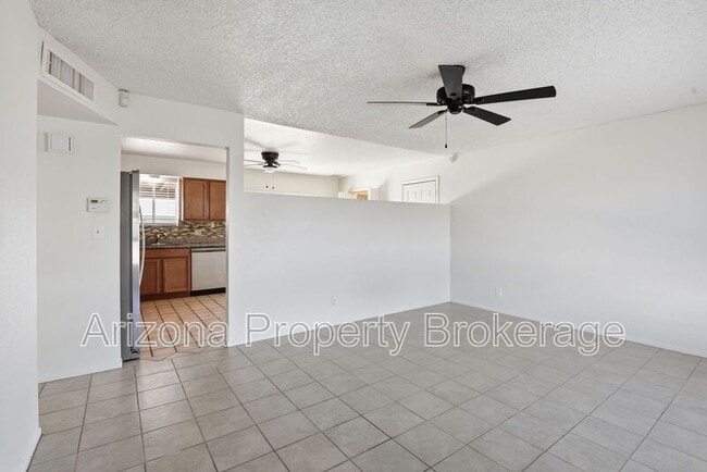 Photo - 3635 E Beverly Ln