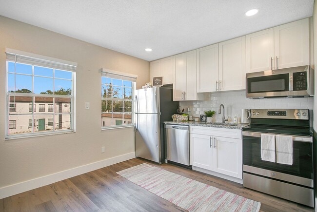 Photo - The Juliette