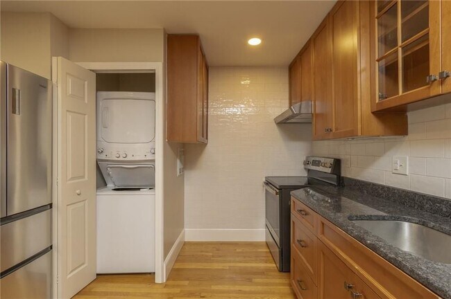 170 Leah St Unit 2