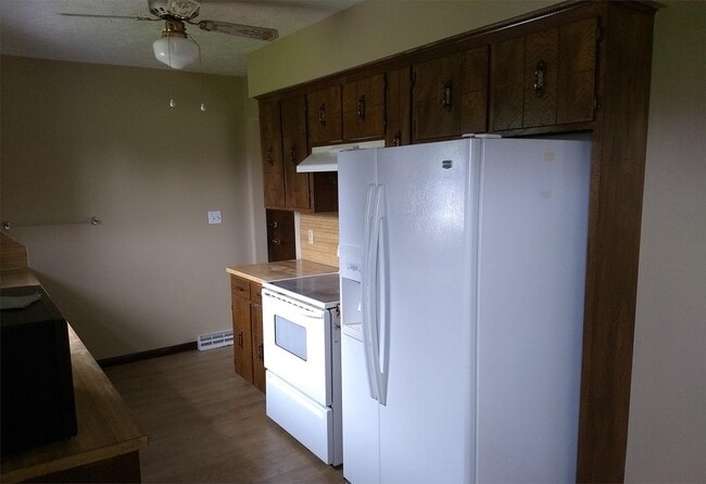 Photo - 1310 W Dakota St