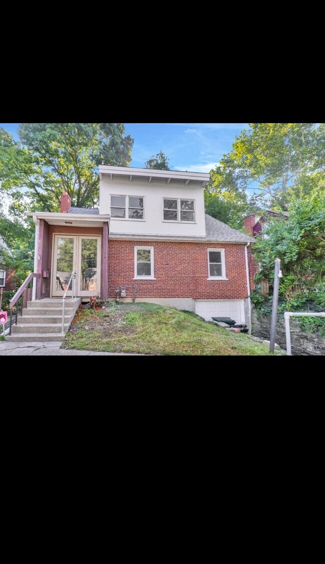 Photo - 8010 Daly Rd