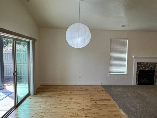 2435 Bridgewater Way