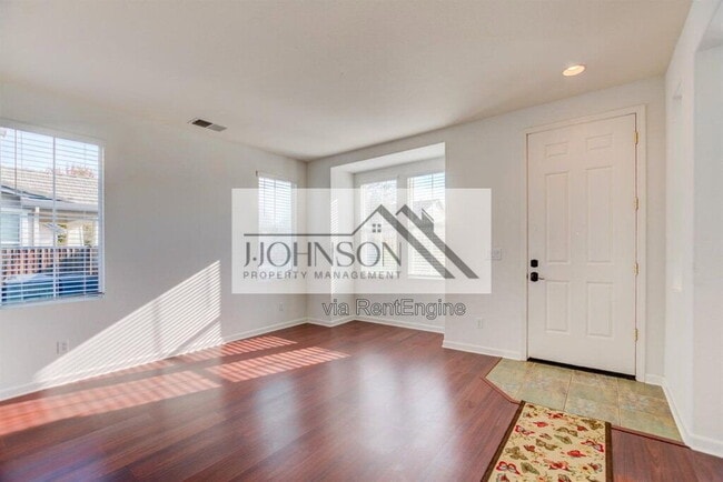 Photo - 2673 Merchant Dr
