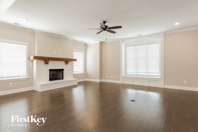 Photo - 1052 Crestview Ridge