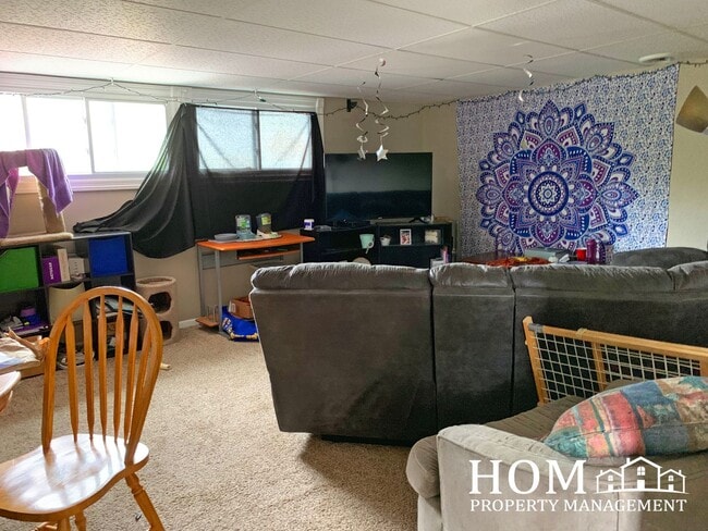 Photo - 325 E Plum St Unit 325.5