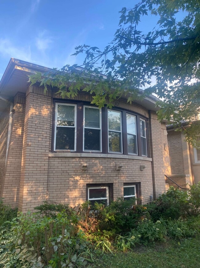 Photo - 5741 N Drake Ave