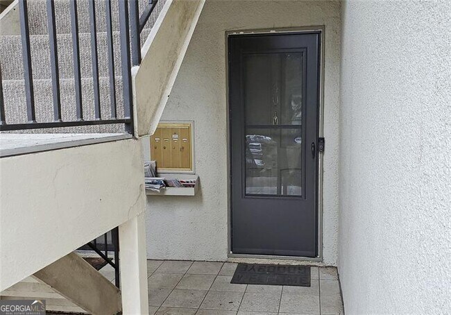 Photo - 40 Glenald Way NW