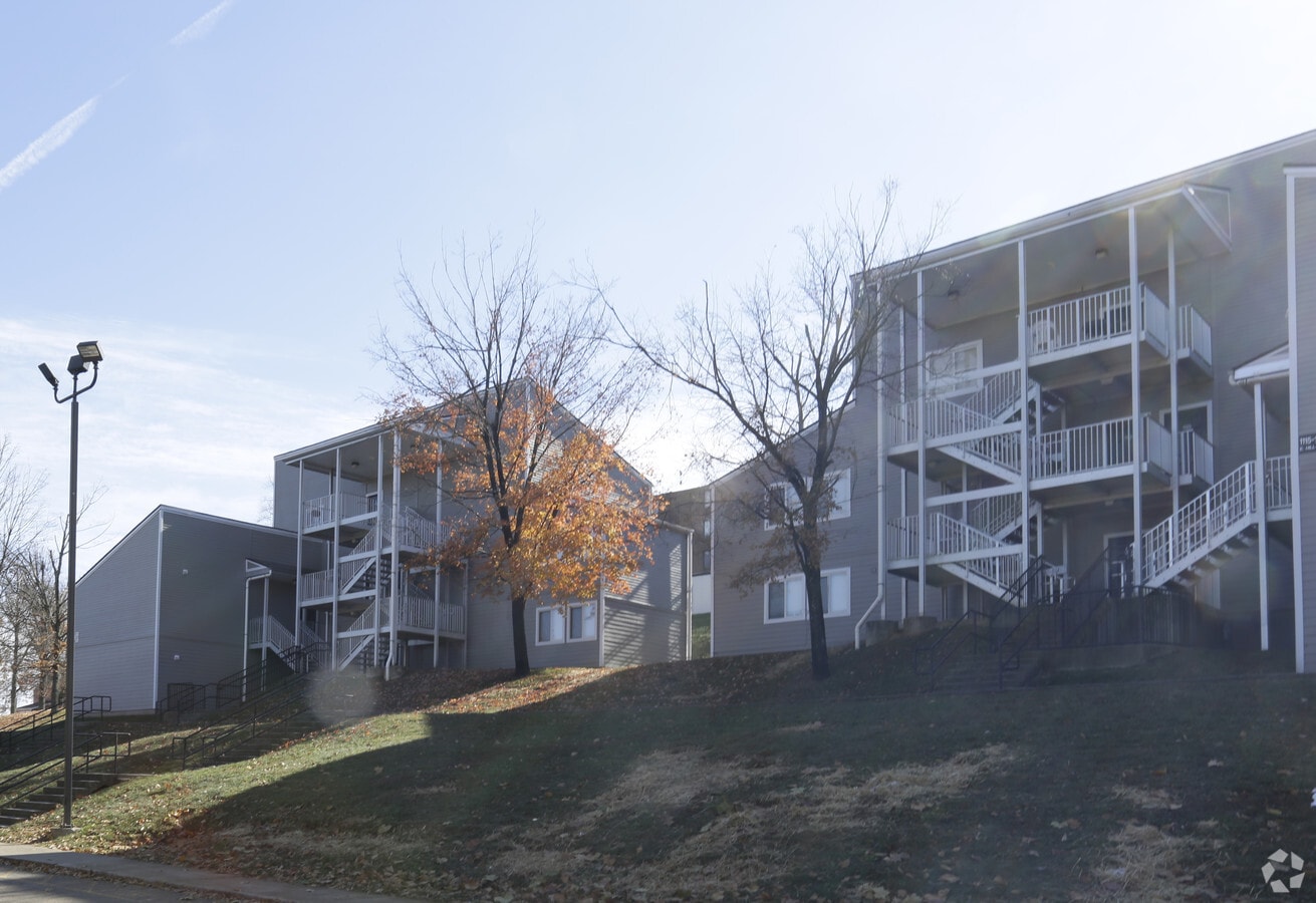 Photo - The Vista at Summit Hill