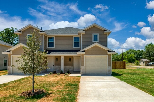 Photo - COMING SOON! 3 BEDROOM DUPLEX LOCATED IN WHITERIGHT, TEXAS!
