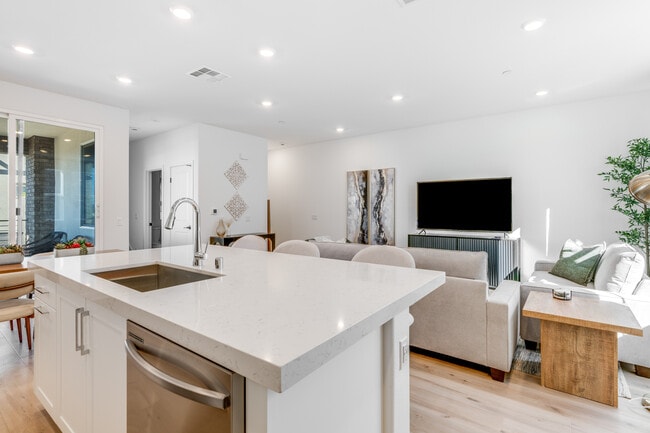 Photo - 414 Caliper Wy Unit N/A