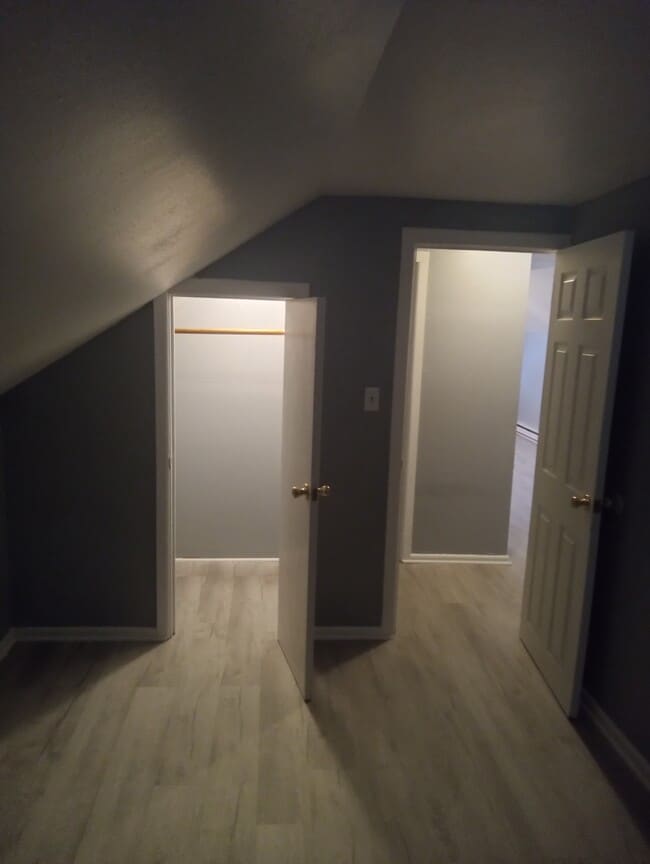 Photo - 1560 Corbin Ave Unit Eduardo soler