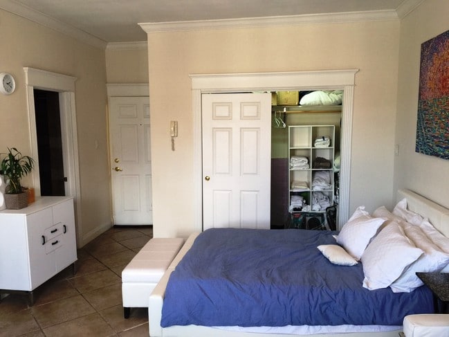 Photo - 4007 Prytania St