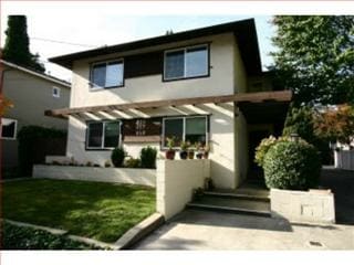 Photo - 657 Channing Ave