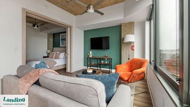 Photo - 5201 Leesburg Pike Unit 430