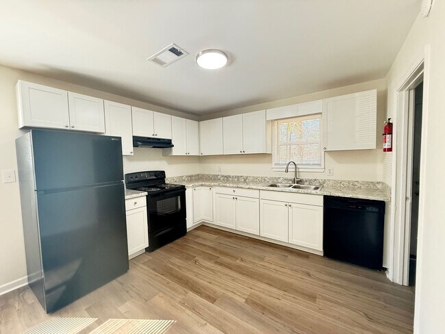 Photo - 1615/1617 Cedar Shoals Dr Unit 1615