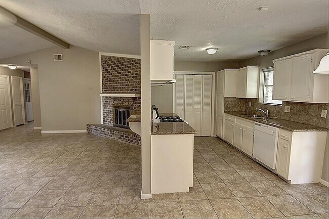 Photo - 12743 La Grove Ln