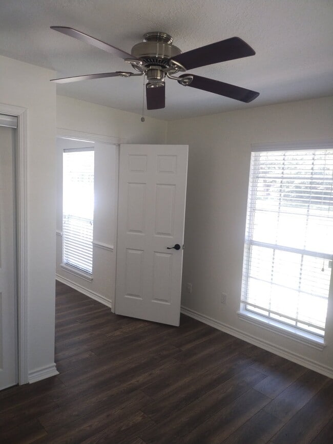 Photo - 511 N 3rd St
