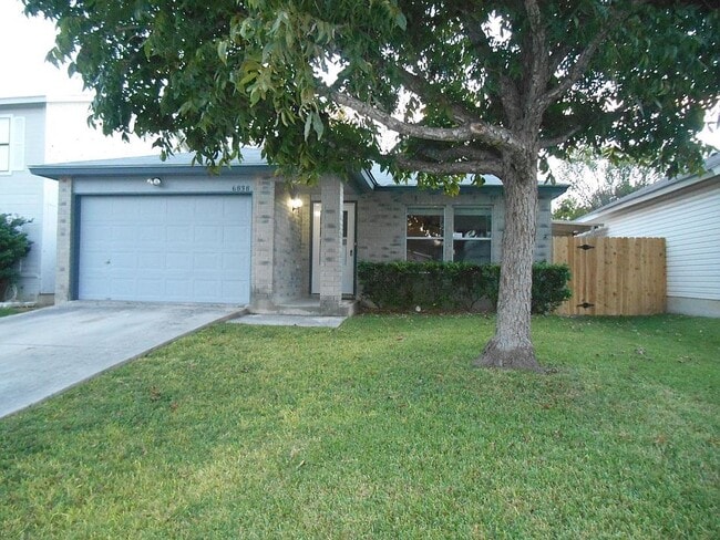 Building Photo - 6838 Cape Meadow Dr Rental