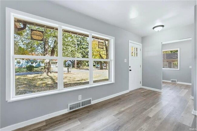 Photo - 1020 Northlawn Dr