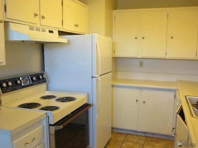 Photo - 2150 S Avenue A Unit 60