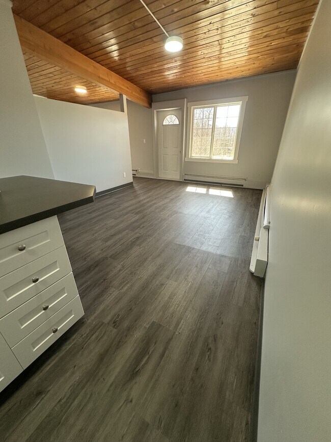 4621 Veterans Way Unit 37 - DNR