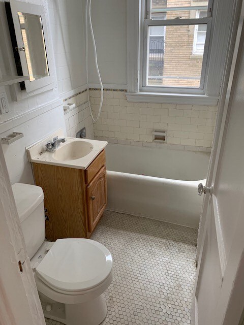 Photo - 1625 Commonwealth Ave