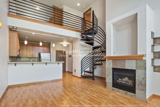 Photo - Light-Filled Top Floor Two Bedroom Plus Lo... Unidad 287 NE 3rd Street - 303