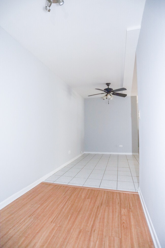 Photo - 2835 N Cambridge Ave Unit #104