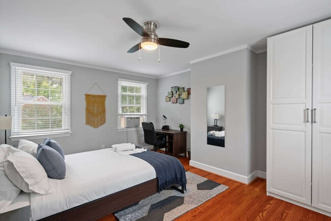 Photo - 305 E Braddock Rd Unit ID1035272P