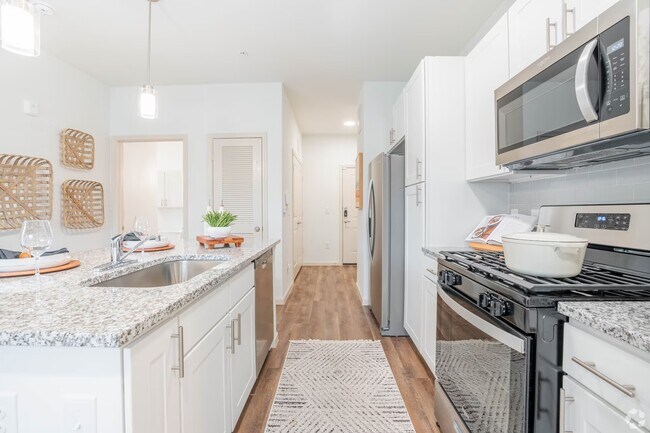 Photo - Balanced Living with Resort-Style Perks! Unidad MCPK