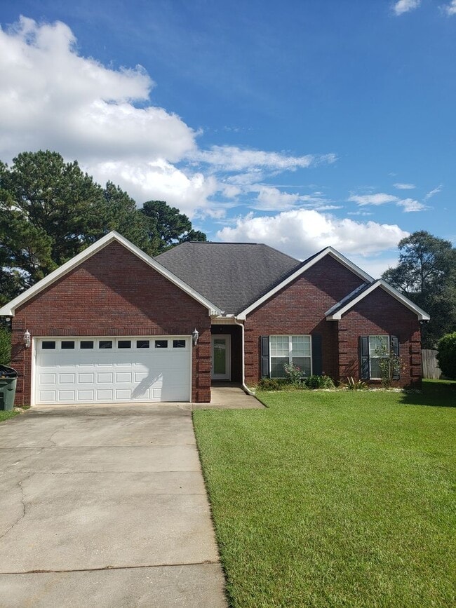 Building Photo - Windsor Trace Subdivision!
