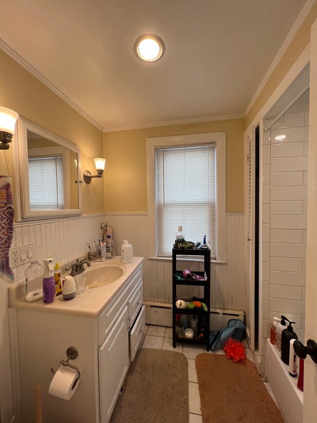 Photo - 21 Chandler St Unit 2