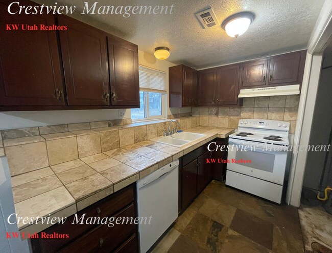 Photo - Walton Duplex Unidad A