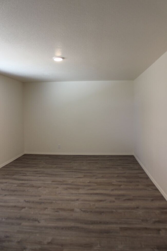 Photo - 3 Bed 2 Bath Hillsboro Ranch