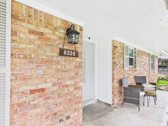 Photo - 6226 Reamer St
