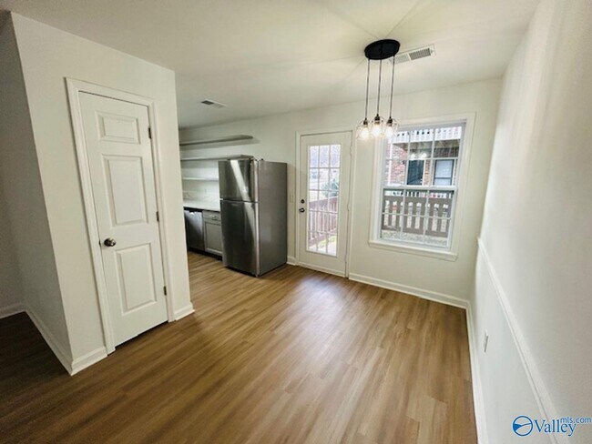 Photo - 4422 Bonnell Dr Unit A