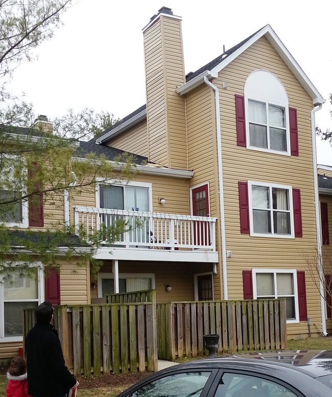 Building Photo - 18257 Rolling Meadow Way Unit 18257