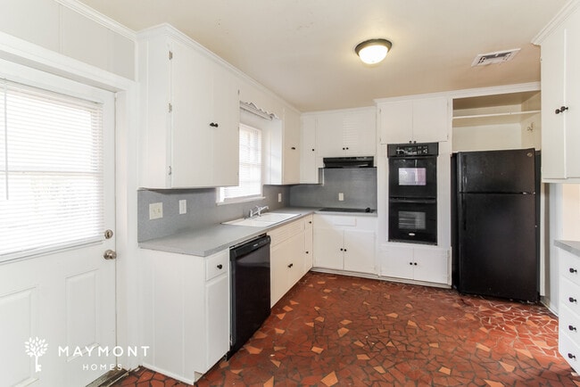 Photo - 3064 Guymar Rd