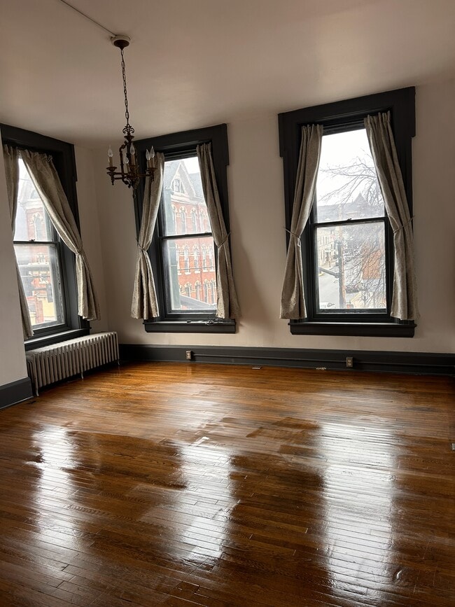 Living Room - 140 W High St Unit Apartment 1