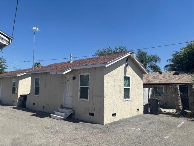 130 S Giovanola Ave