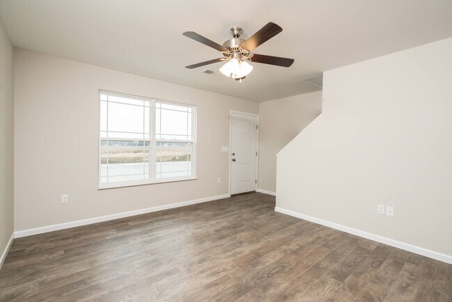 Sala de estar - Up Towne Apartments