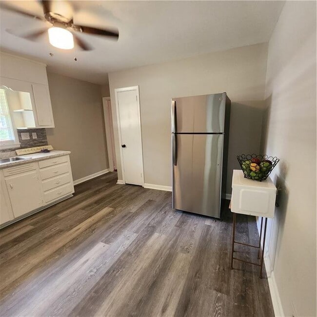 Photo - 342 Holiday Cemetery Rd