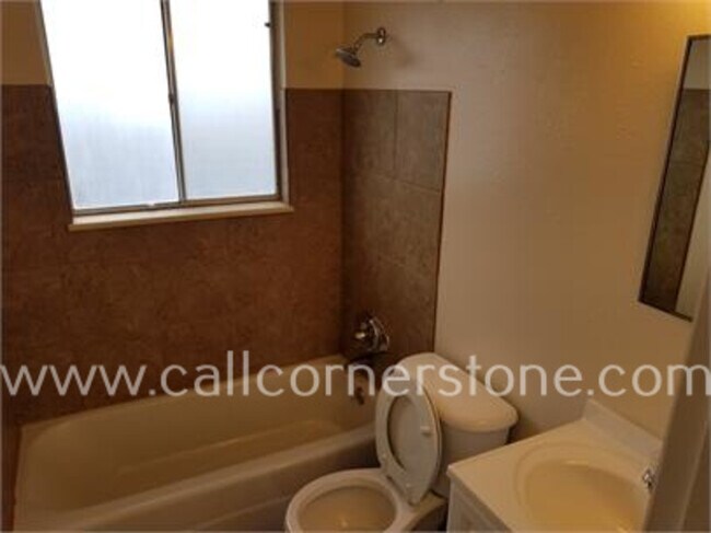 Photo - 1055 Chiricahua Loop