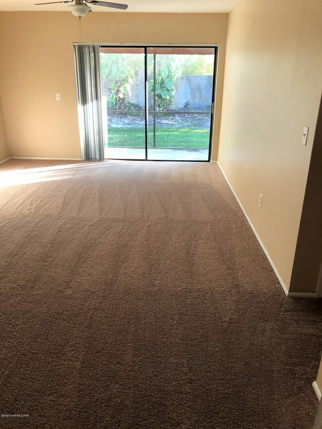 Photo - 135 Seawind Dr