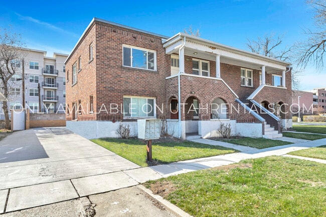 Building Photo - 222 S 100 E