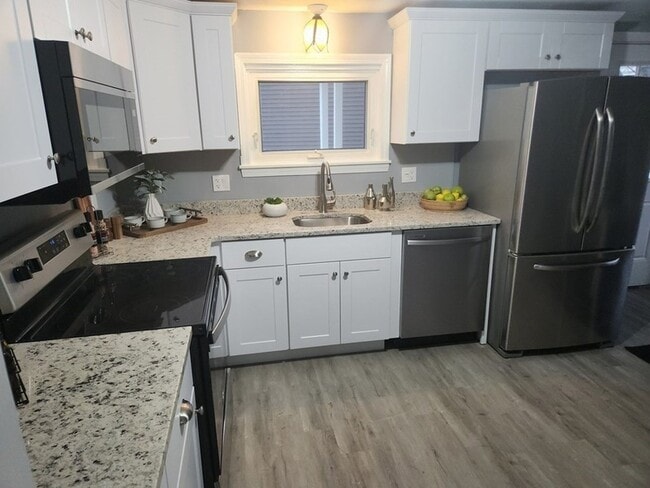 Photo - 81 Winthrop Pkwy