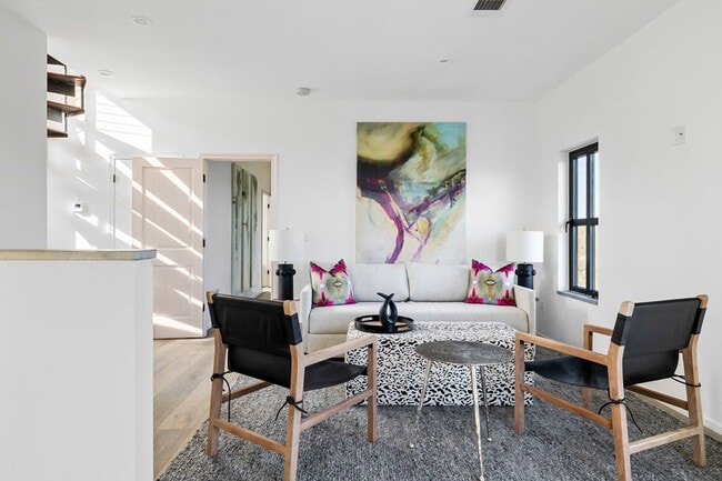 Photo - 2700 Bee Creek Rd Apartamento Unidad ID1262282P